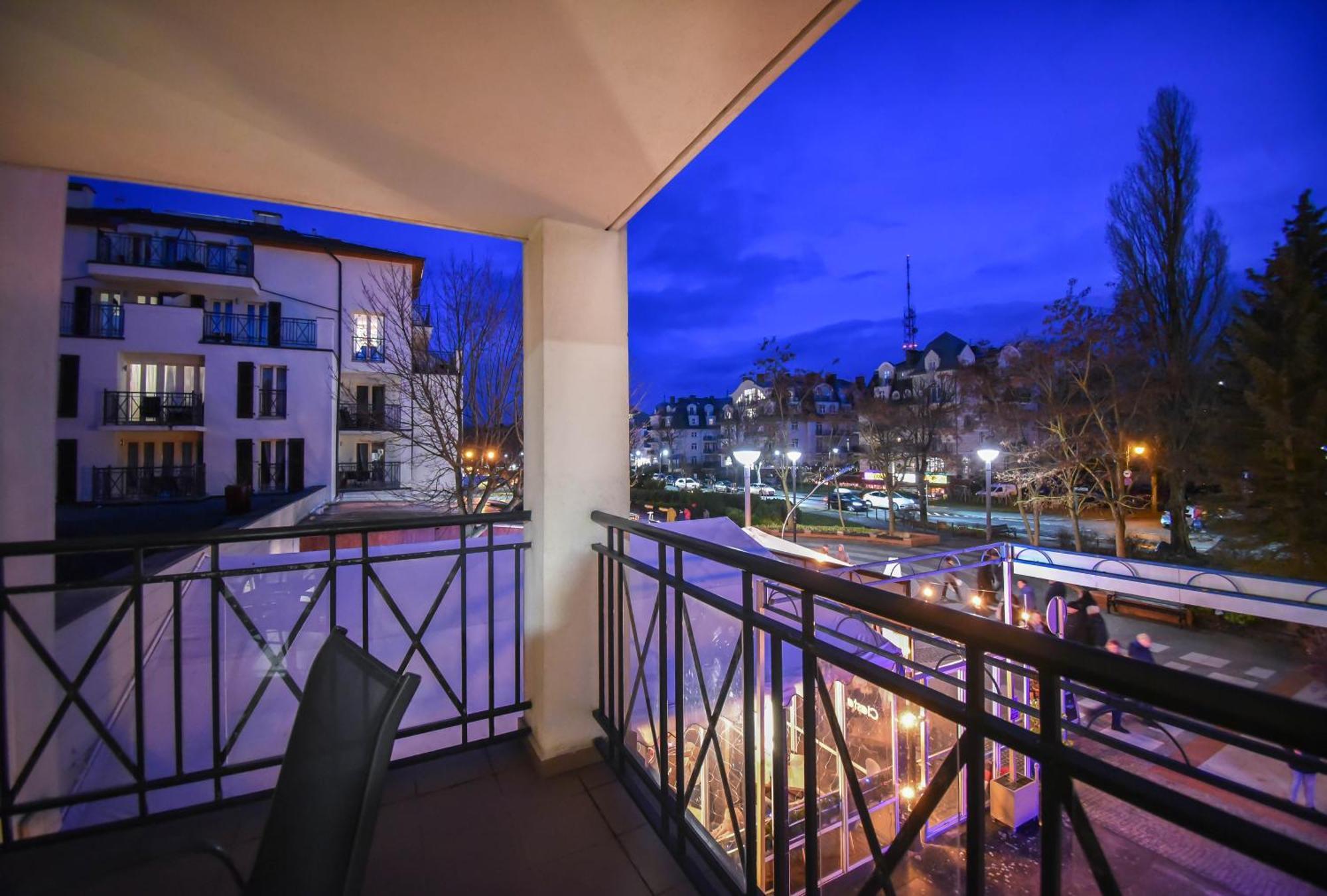 Apartamenty Promenada Z Tarasem I Parkingiem - Apartamenty Na Wyspie 斯维诺乌伊希切 外观 照片